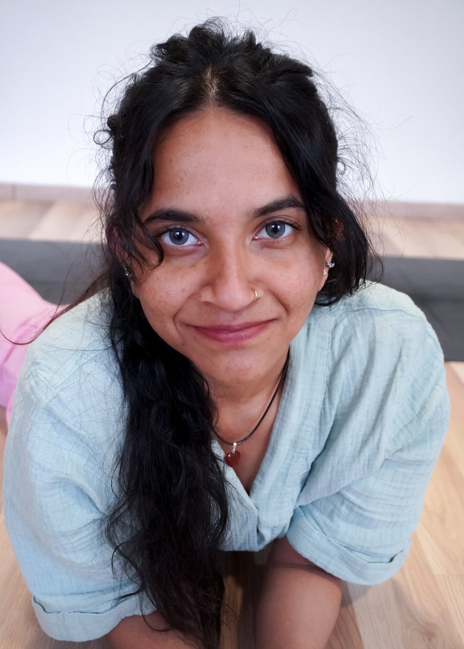 Priyanka, a warm close portrait, justnow YOGA, Prague