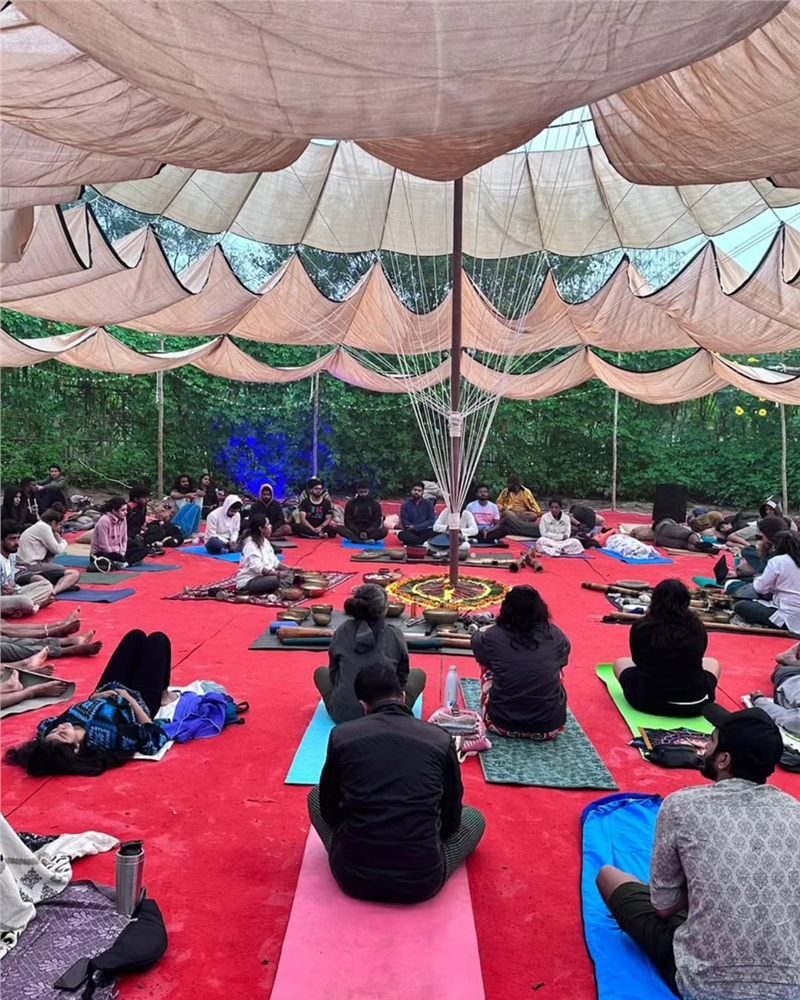 Nada Yoga sound healing session at justnow YOGA — sacred sound and breathwork in Prague